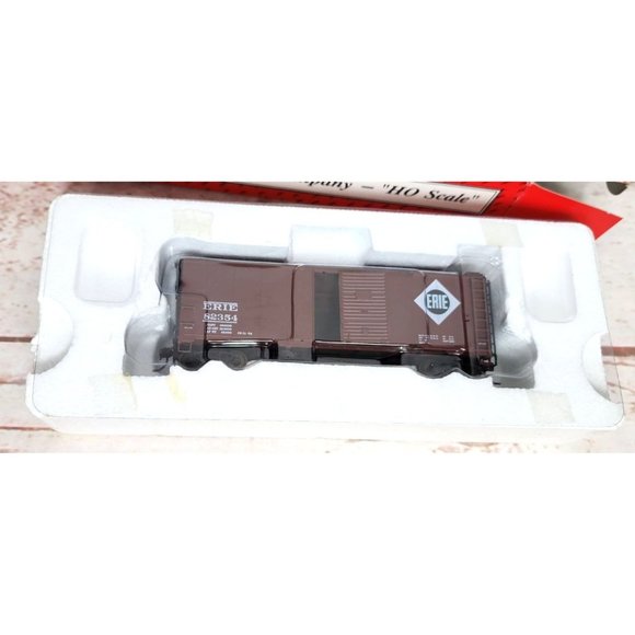 Intermountain Railway Company HO Scale Collectible Model Train - Picture 5 of 12